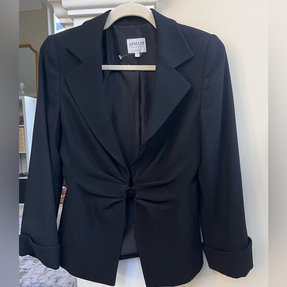 Armani Collezioni cinched blazer - Picture 3 of 8